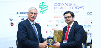 Senior Manager CDC participates in the 9th Deans & Directors Conference 2022