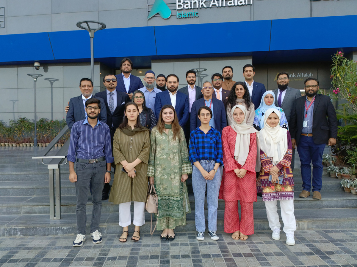 IBA Karachi and Bank Alfalah Islamic collaborate to support deserving NTHP students