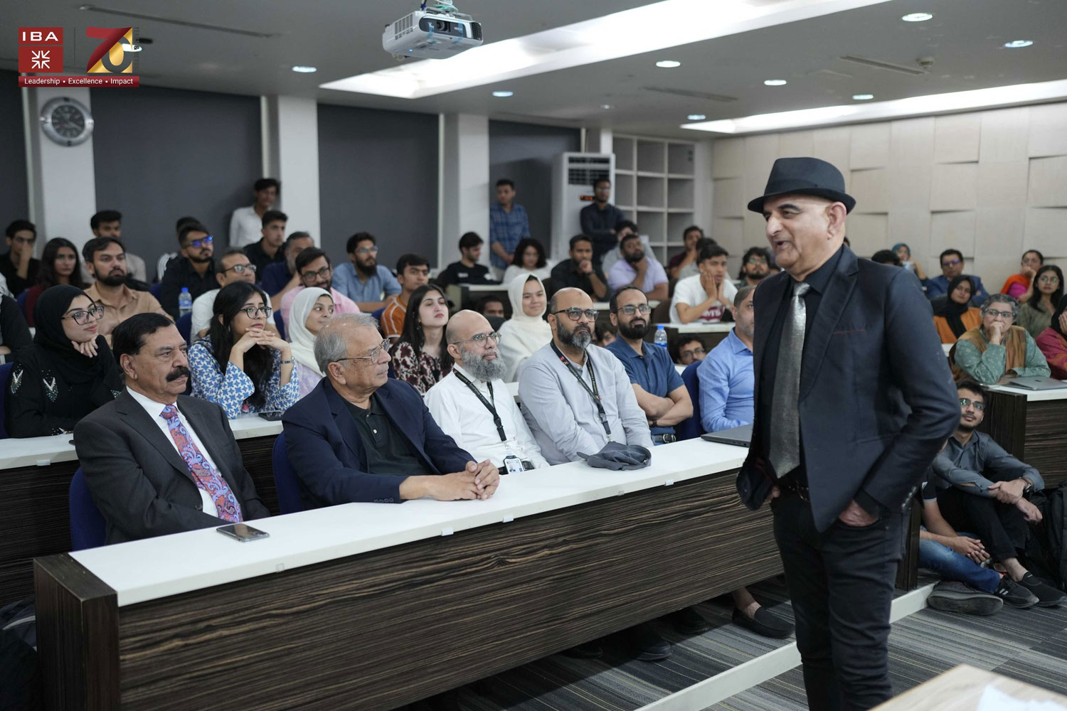 IBA Karachi Hosts Ashraf Habibullah for an Inspiring Session