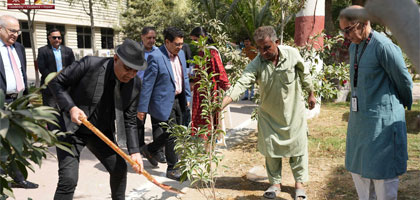 IBA Karachi Hosts Ashraf Habibullah for an Inspiring Session