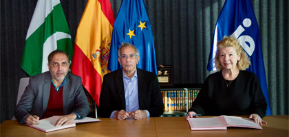 SBS inks an MoU with IE Business School, Spain