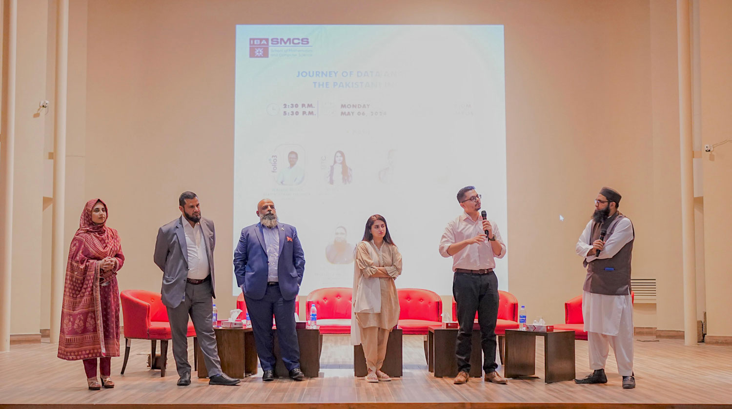 SMCS hosts a panel discussion on  ‘The insightful Journey of Data Analytics in Pakistani Industry’