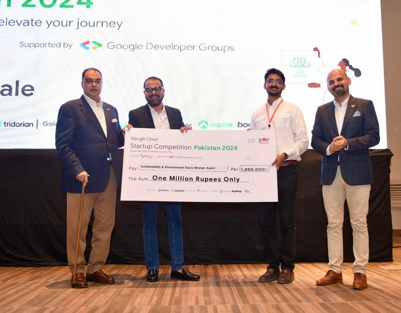 Tech Enthusiasts showcase innovation at the Google I/O Extended and Google Cloud Startup Competition Pakistan, held at IBA 