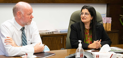 World Bank's Chief Economist for South Asia, Mr. Hans Timmer visits IBA Karachi
